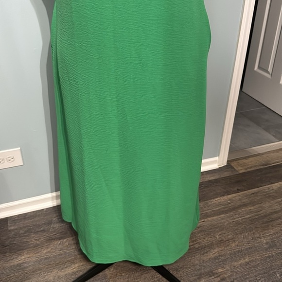 Dress - Picture 2 of 5